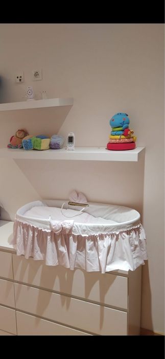 Quarto bebé menina elegante - branco e rosa
