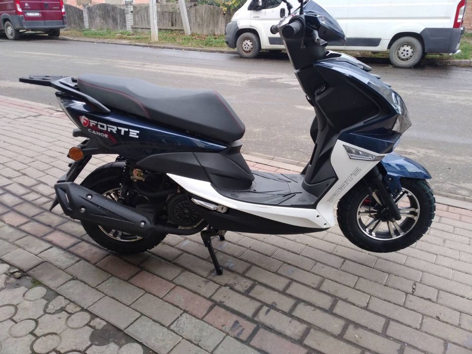 Скутер Forte Canoe