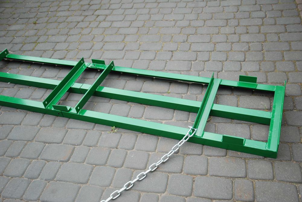 Brona do niwelacji terenu