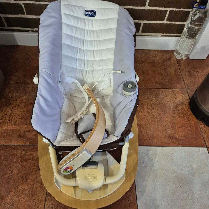 Крісло-гойдалка Chicco I-Feel