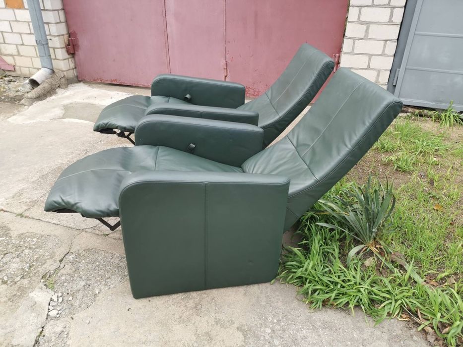 Кожаное раскладное кресло реклайнер (релакс)из Европы.Идеальное .