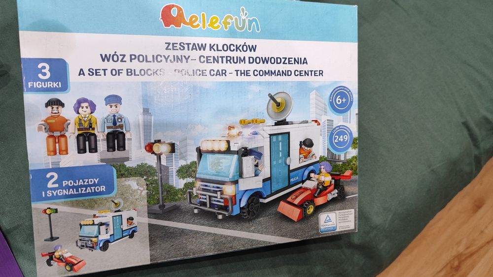 Wóz policyjny - elefun