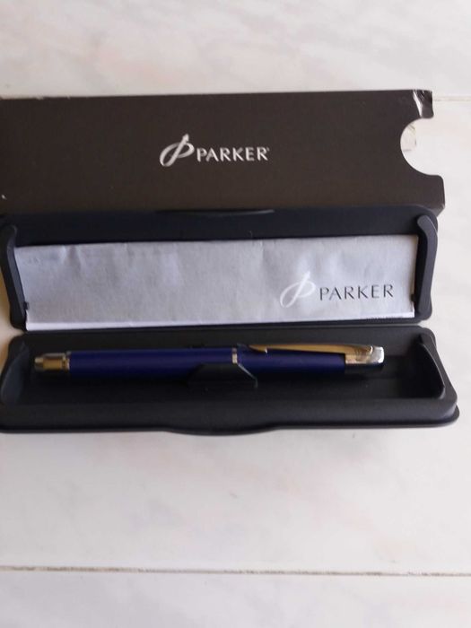 CANETA TINTA PERMANENTE PARKER AZUL COM ESTOJO