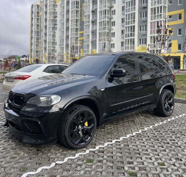 BMW X5 E70 4.8i