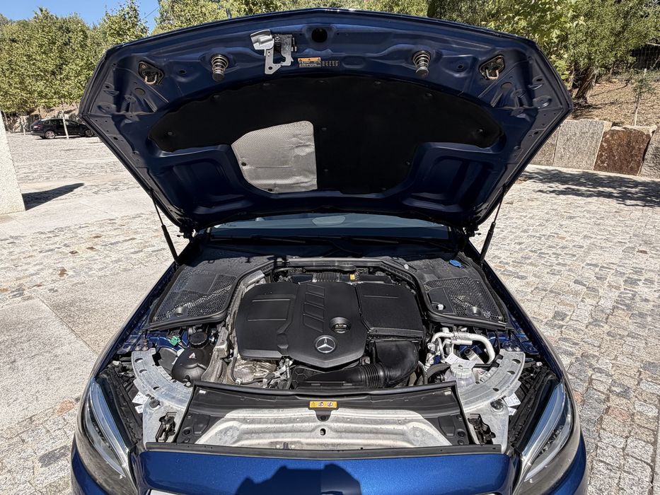 MERCEDES C300de Station Avantgarde 2020 — Sistema Burmester | Histórico Mercedes — photo 5
