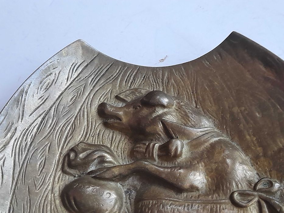 Popielnica ozdobna ze świnką (mosiężna)