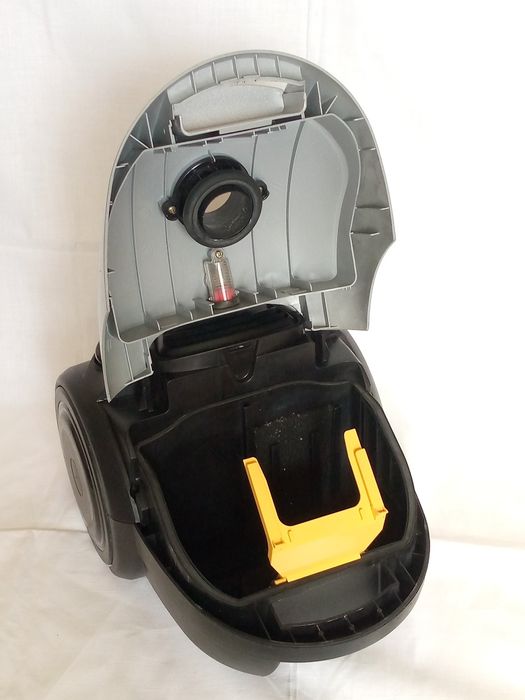 Пылесос LG мощью 1500 W, Корея