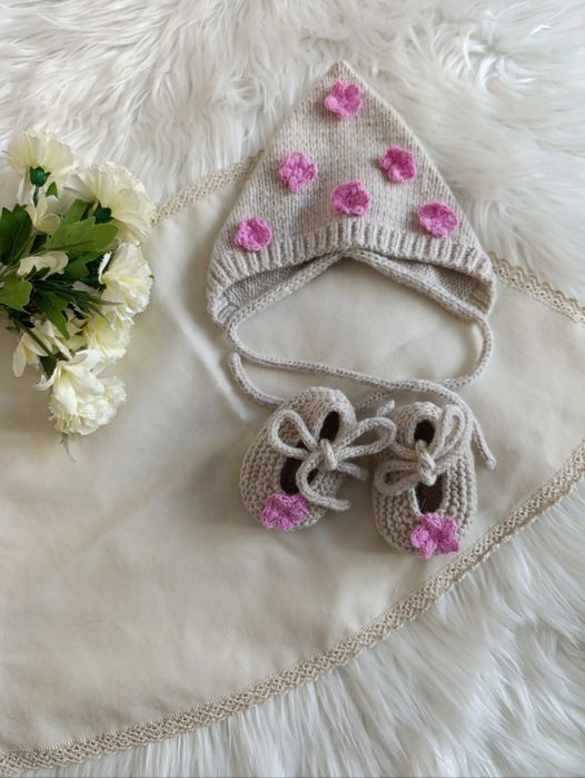 Шапочка  чепчик  для новонароджених шапка на виписку