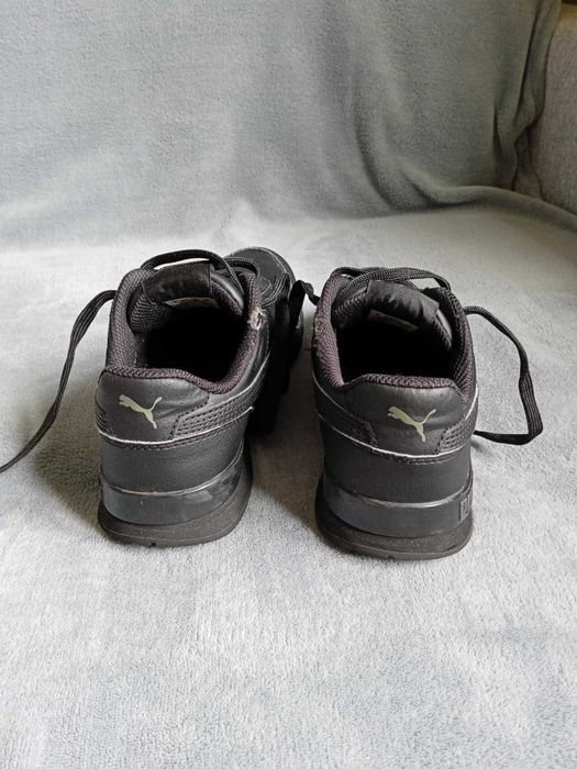 czarne buty puma