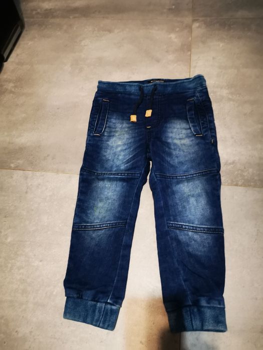 Jogery Reserved r. 104 jak nowe