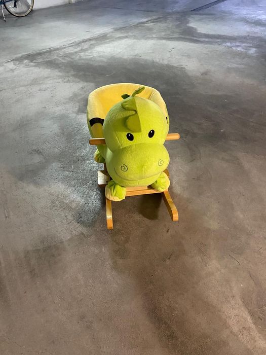 Baloiço / balancé de peluche dinossauro