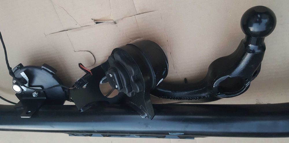 Fabrycznie nowy elektryczny hak holowniczy megane IV wysyłka