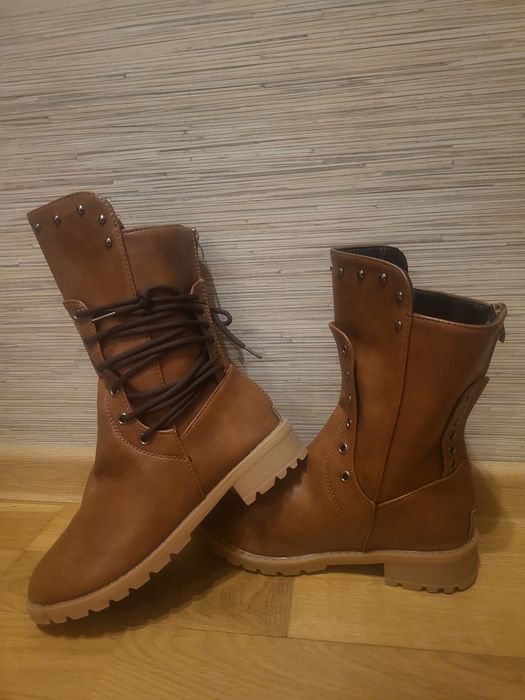Buty zimowe damskie nowe