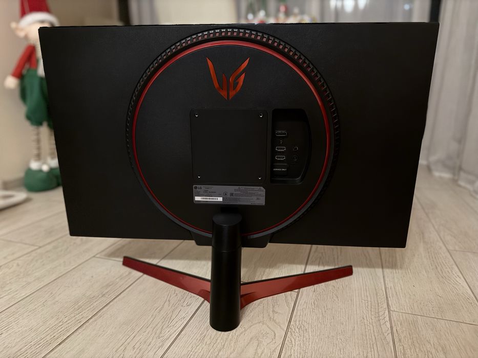 Монітор 27" LG UltraGear 27GN800-B
