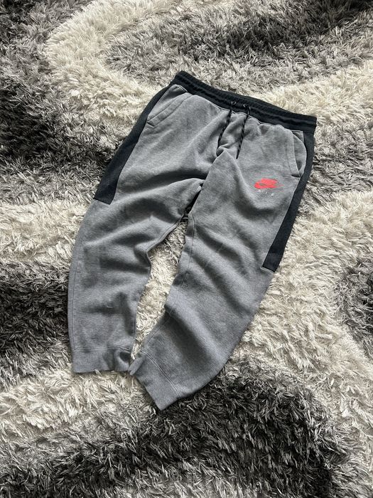 Штани Nike Air з нових колекцій