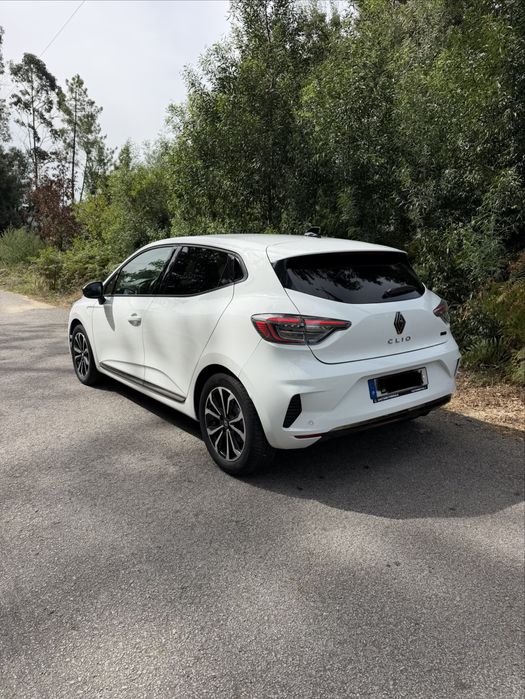 Renault Clio 1.6 E-Tech Full Hybrid Techno