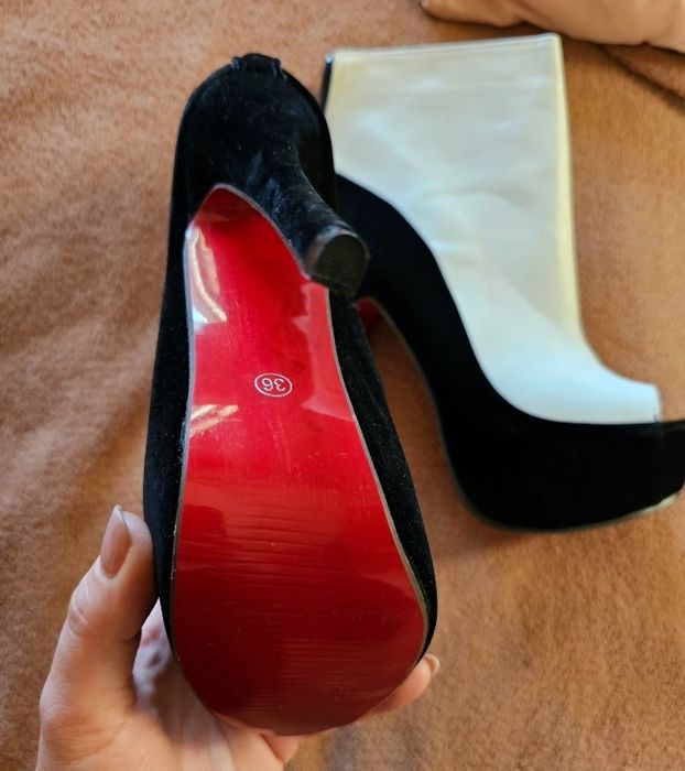 Ботильони, черевики, ботинки, взуття для танцівниць, стрипи,