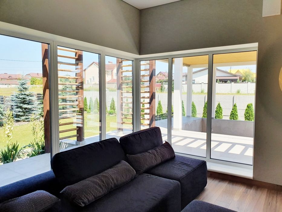 Продам дом с ремонтом Новоалександровка