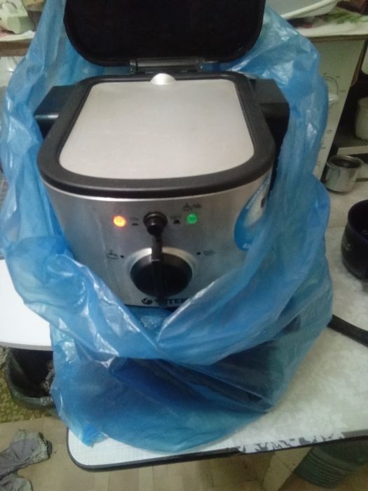 Кофеварка Витек комплектна