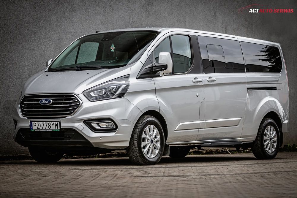 Ford Tourneo Custom Salon Polska 8 osób Pierwszy wł. 170hp FV Titanium Hak Bezwypadek