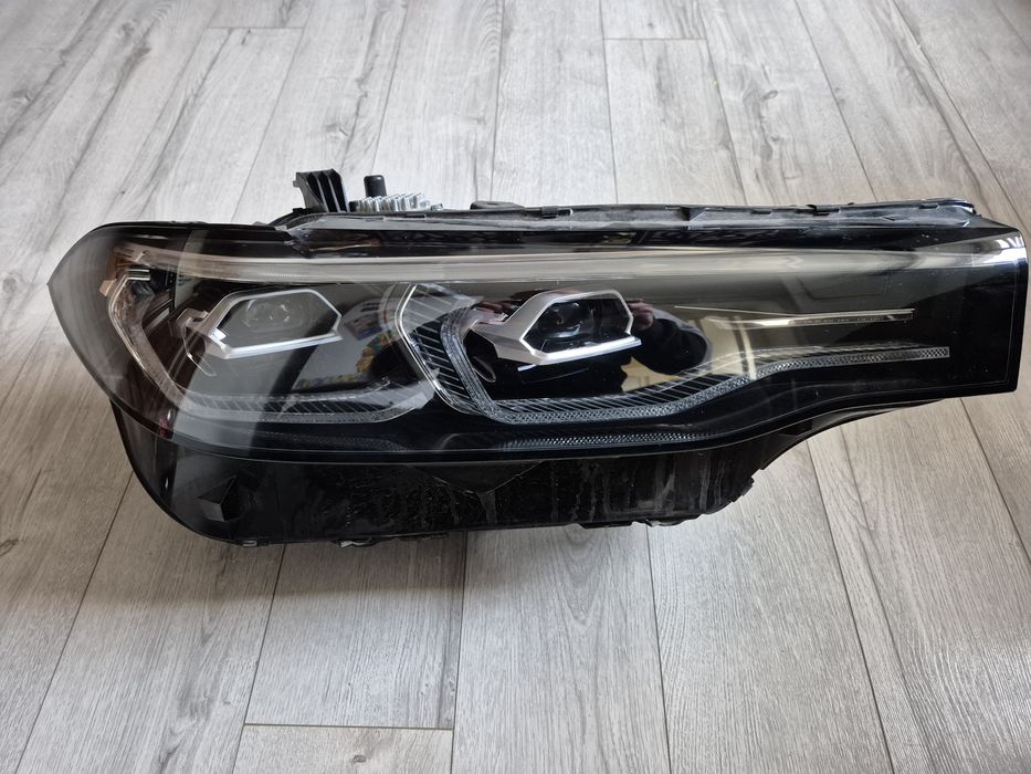 Фара права BMW X7 G07 2019-2022 USA