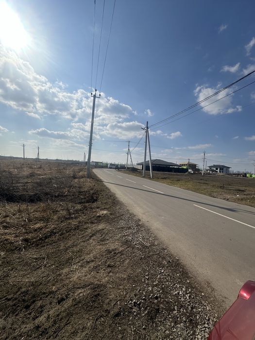 Продаж земельноі ділянки на Таращанському (Царське село)