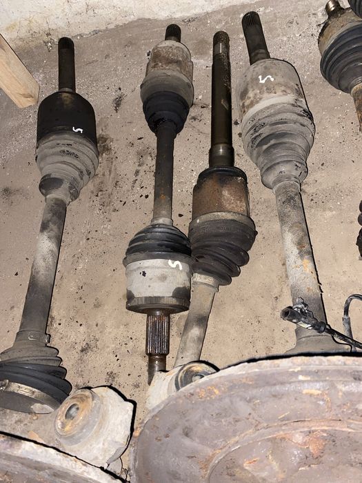 Піввісь Range Rover L320 L322