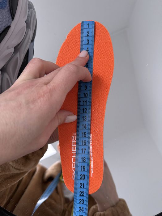 Детские легкие кроссовки слипоны на резинках Skechers 27/30/32/33р