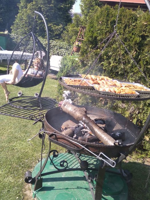Ogrodowy gril używany