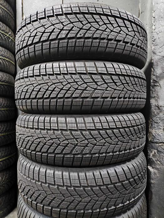 Шини бу 215/65 R17 Goodyear Ultra Grip Perfoemance Cen-1 Комплект Зима
