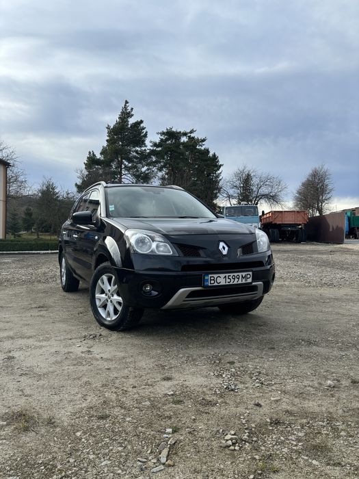 Продам автомобіль, детальніше за телефоном!