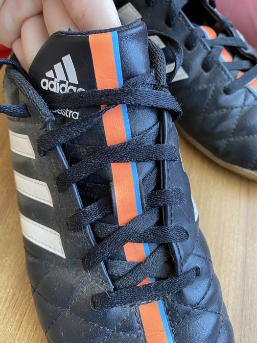 Halówki adidas 11questra