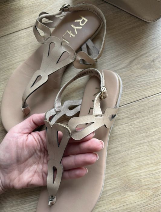 Sandaly 39 plus torebka