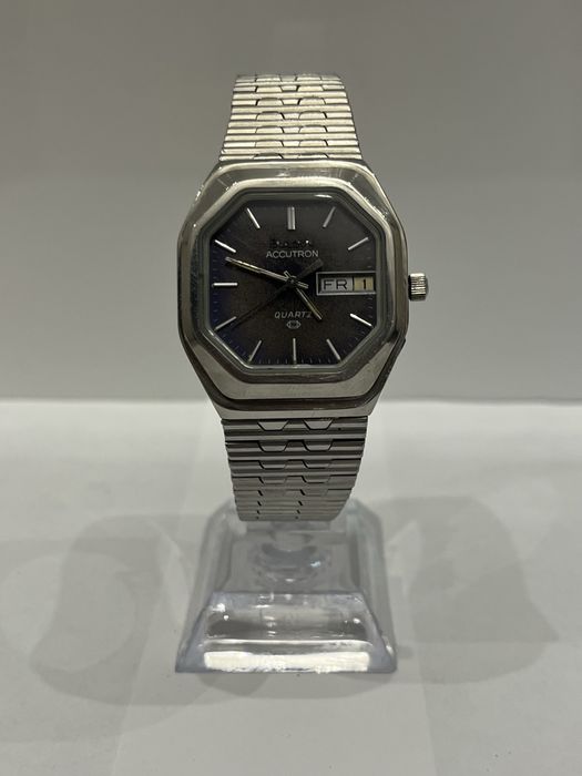 Bulova Accutron Вінтаж