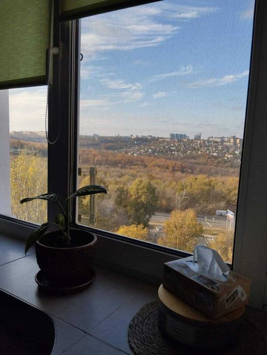 Продам 3х к.квартиру  с ремонтом на жм Сокол-1