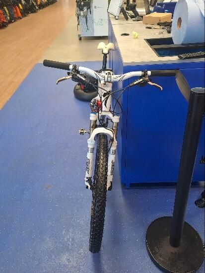 Specialized Epic Comp Branca e Vermelha 29