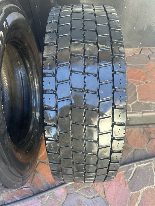 Шина 295/60 R22.5 LongMarch LM 329