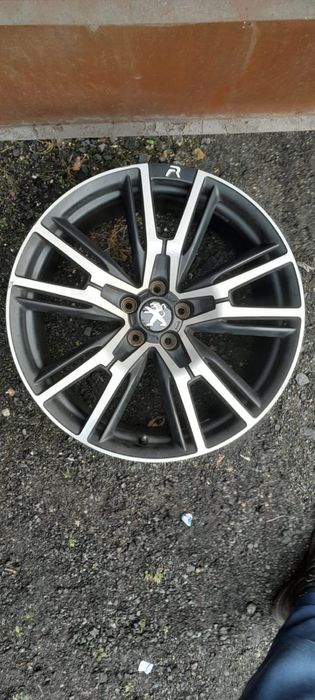 Felgi Peugeot RCZ R