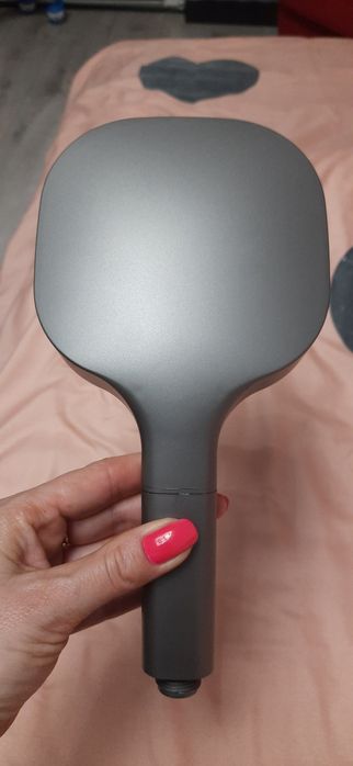 Słuchawka prysznicowa z różnymi trybami strumienia