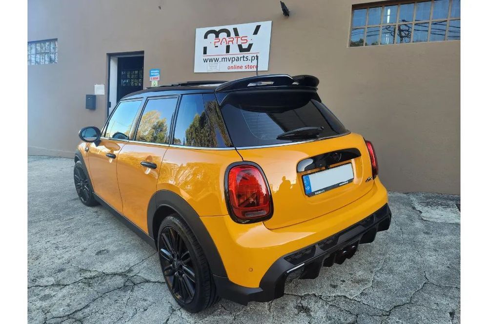 Body Kit jcw Mini Cooper F55 (2014 a 2021) 5 Portas