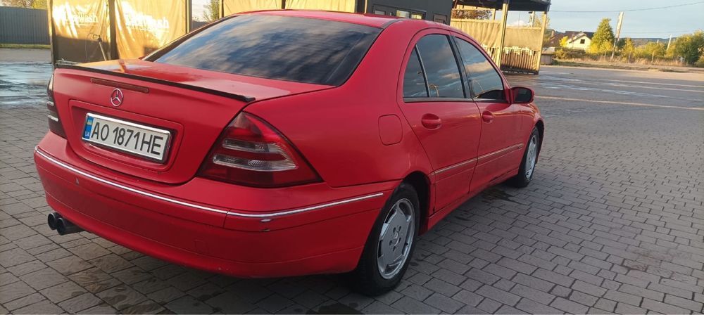 Mercedes c180 w203 мерседес на повному ходу бензин механіка