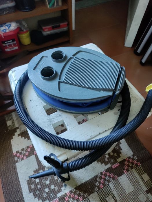 Bomba de pedal Usado