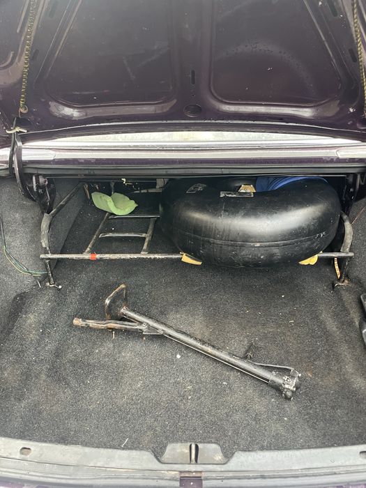 Волга інжектор газ бензин 2001рік