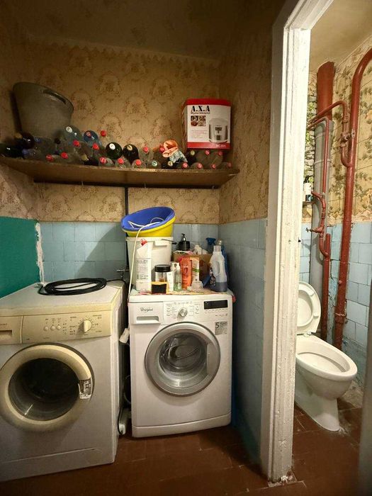 Продам кімнату в гуртожитку, вул. Білова, район Голлівуду