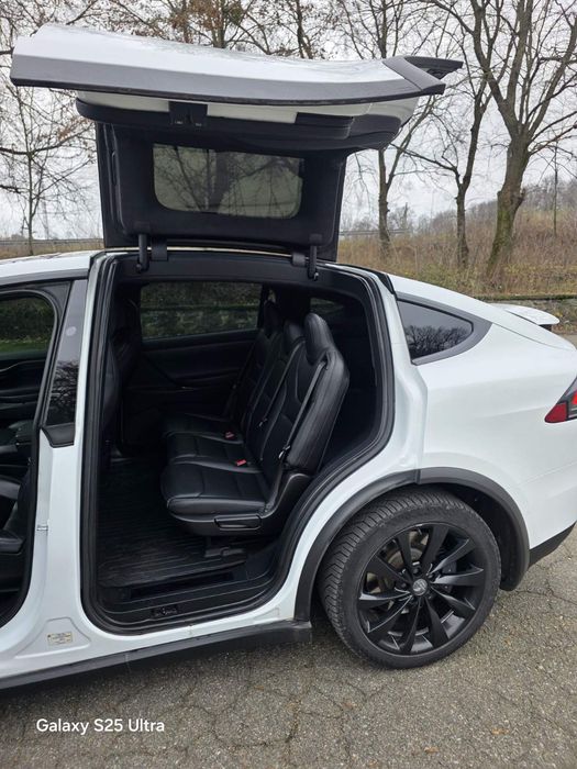 Продаж Tesla model X  100D