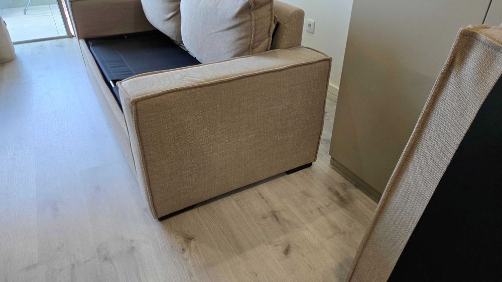 Sofá 3 lugares com cama