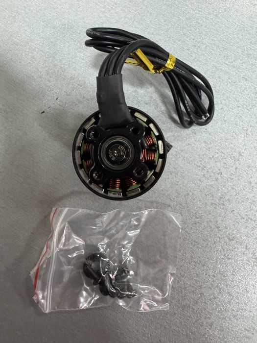 Моторы FPV Surpass 2812 900KV