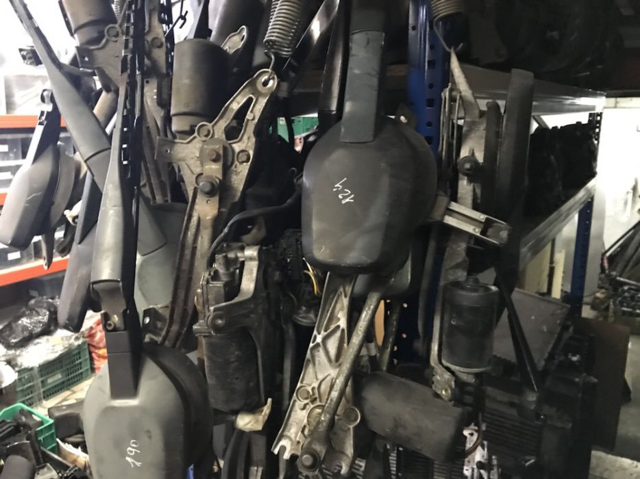 Mecanismos de Limpa-Vidros Mercedes W124/201/202/203/210/211