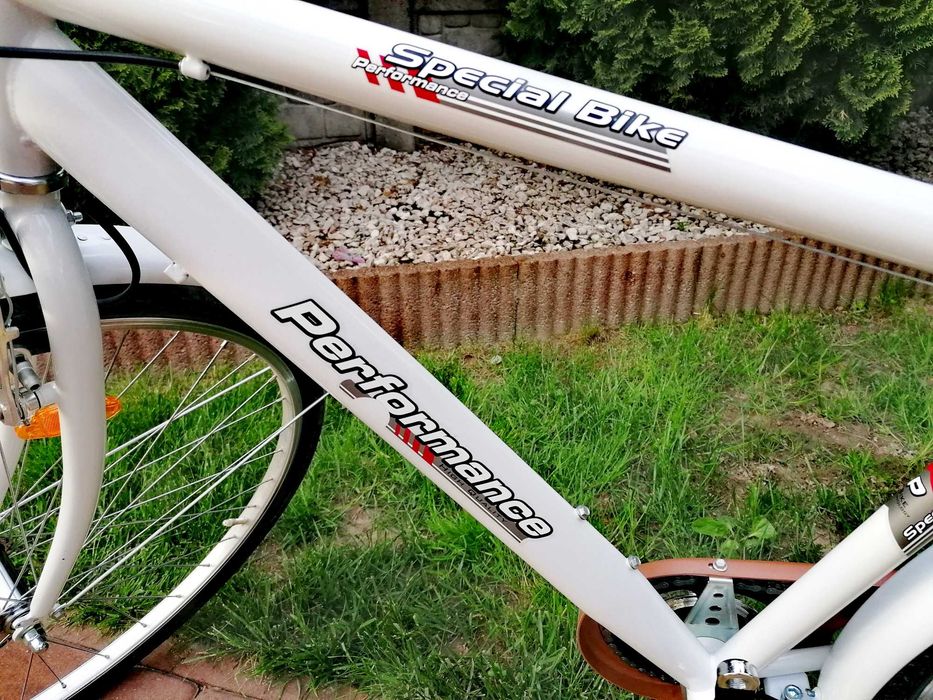 Rower Performance, fabrycznie NOWY, koła 28" z Niemiec