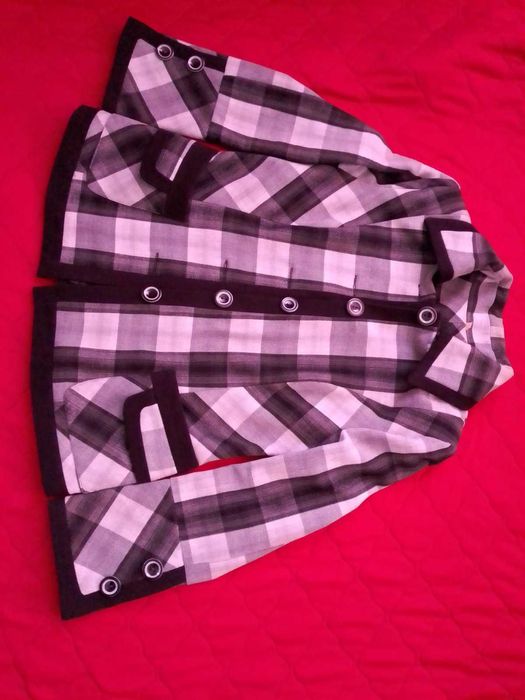 Стильная кашемировая курточка демісезон р 50-52 б.у  цена 300гр